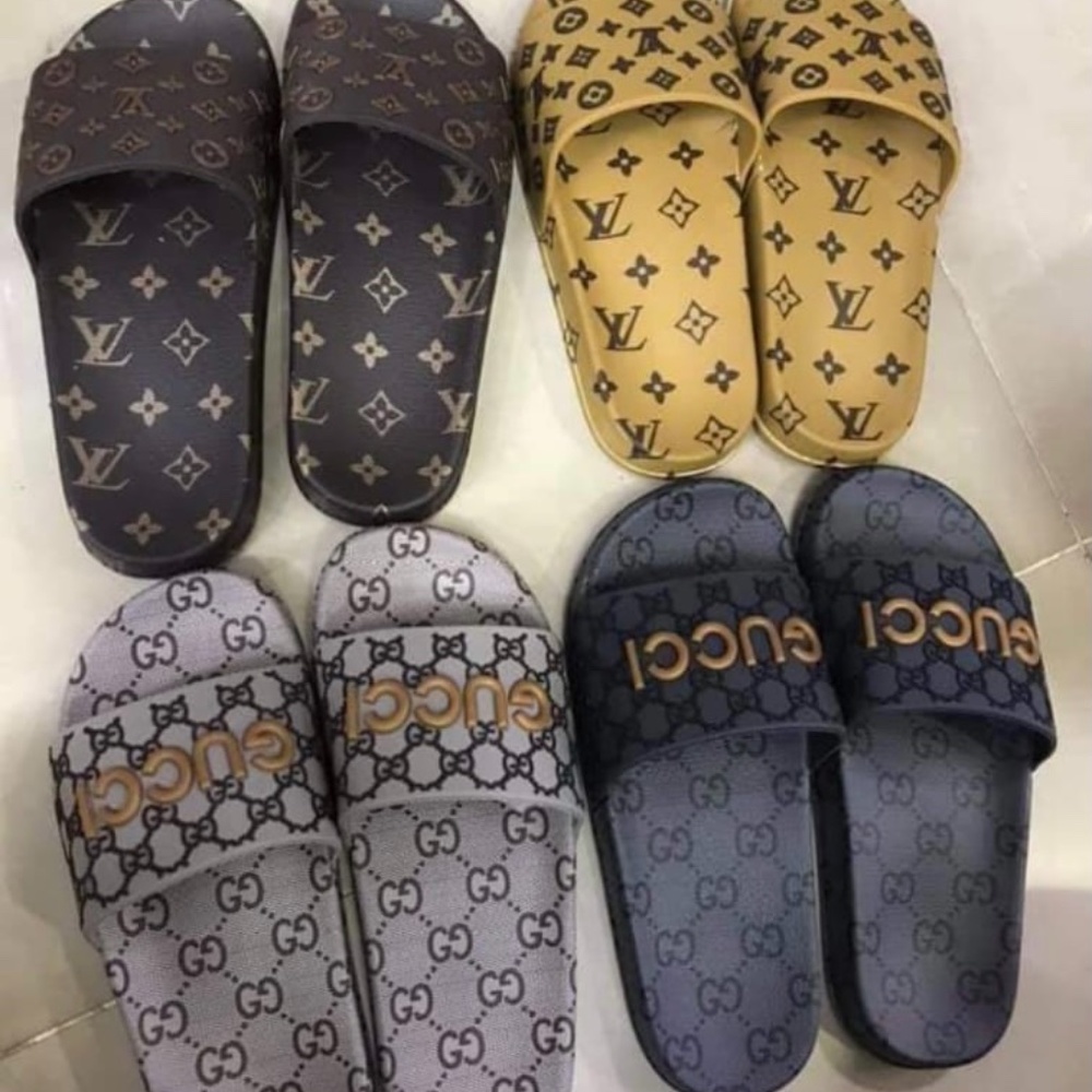Sandals - Picture 9 of 11